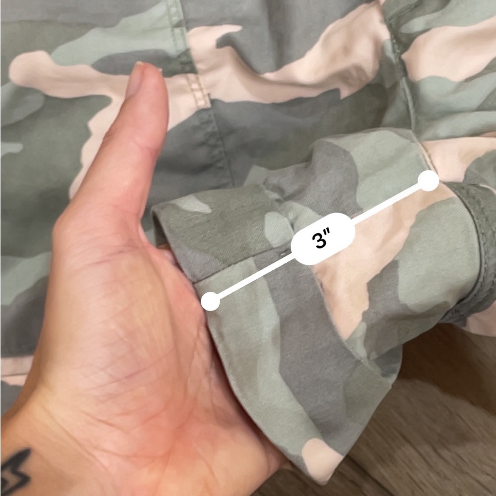 Aerie camo green soft shorts - Picture 5 of 5